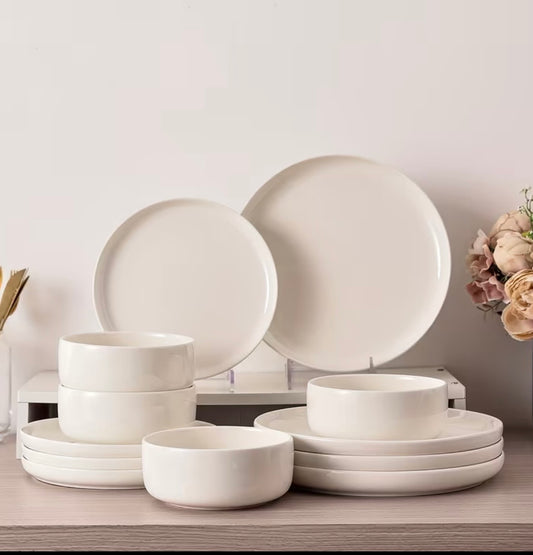 Bordenset 12 stuks keramiek